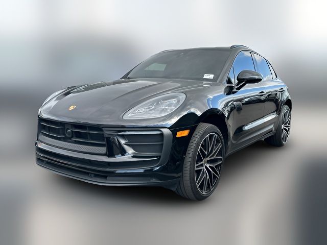 2023 Porsche Macan Base