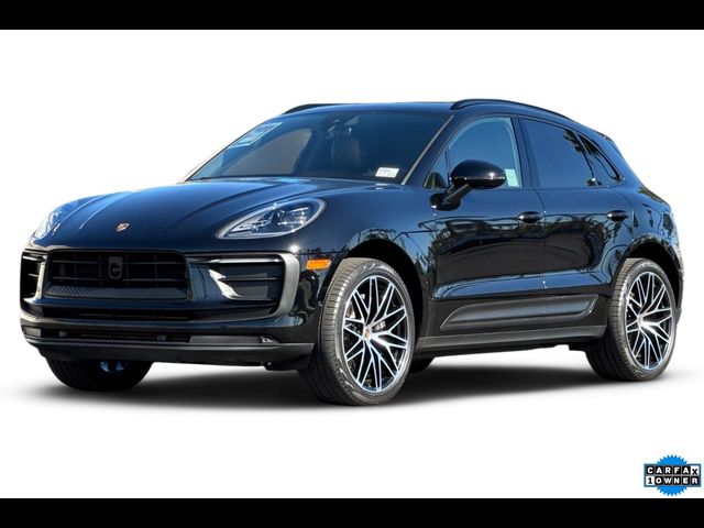 2023 Porsche Macan Base