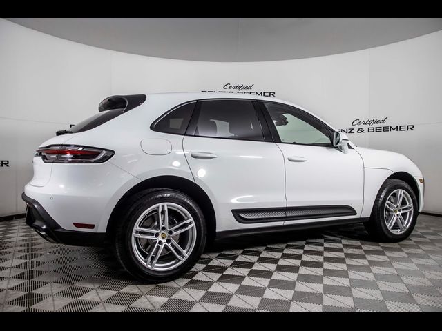 2023 Porsche Macan 