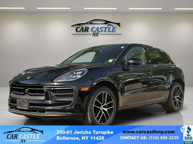 2023 Porsche Macan Base
