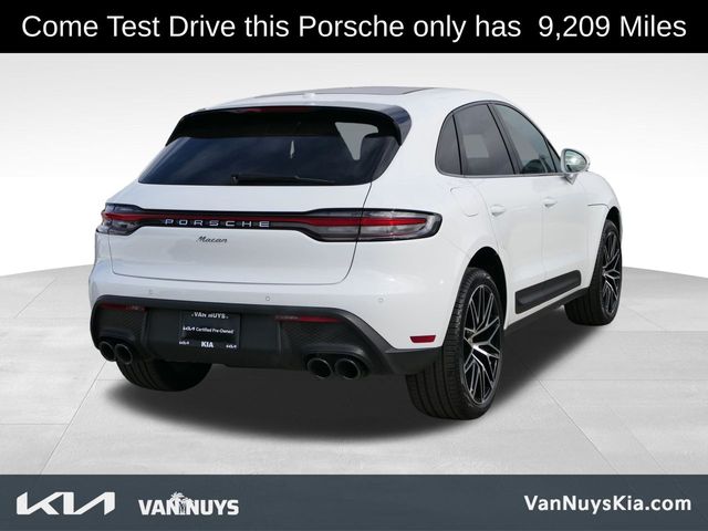 2023 Porsche Macan Base