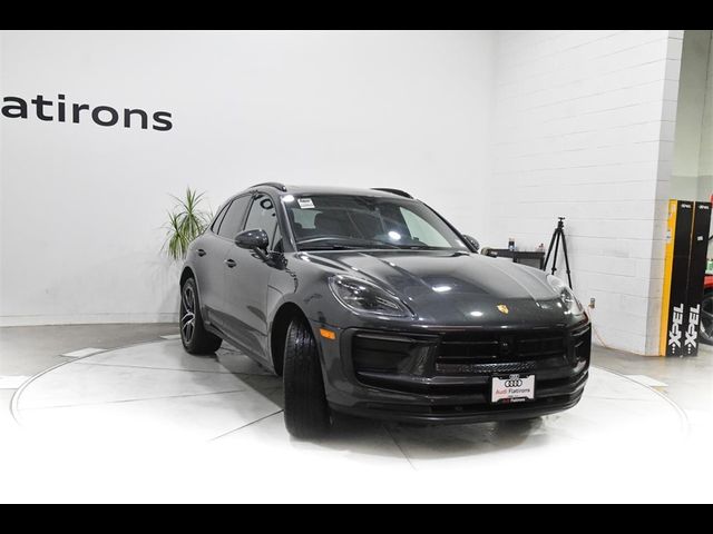 2023 Porsche Macan T