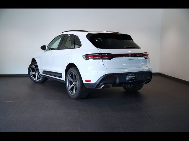 2023 Porsche Macan 