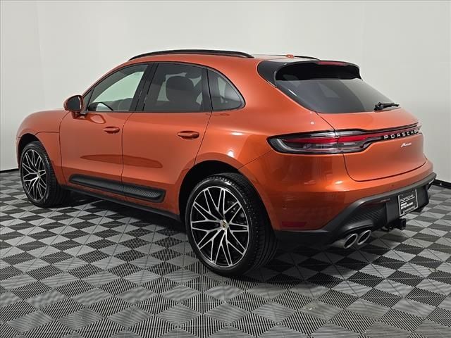 2023 Porsche Macan 