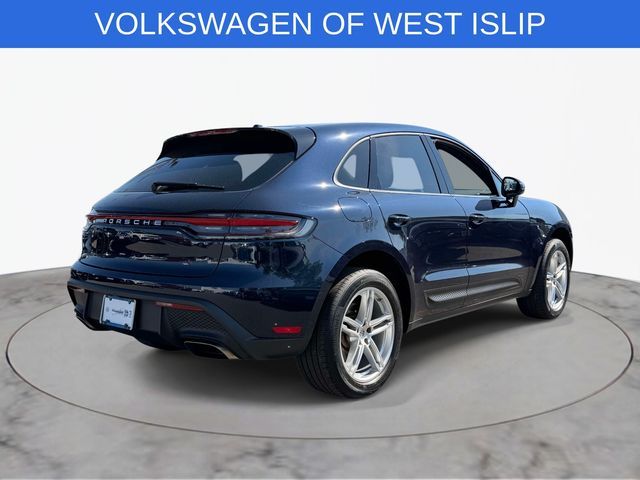 2023 Porsche Macan Base