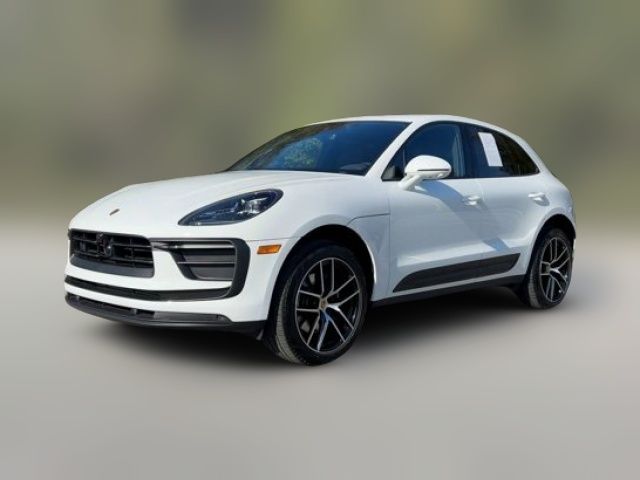 2023 Porsche Macan 