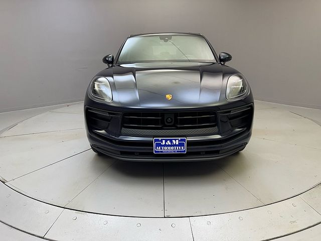 2023 Porsche Macan Base