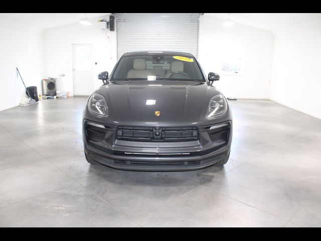 2023 Porsche Macan T