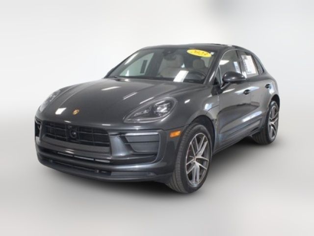 2023 Porsche Macan T