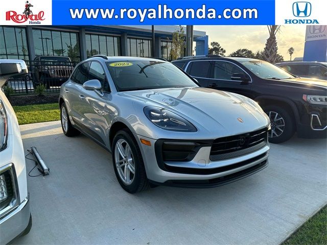 2023 Porsche Macan T