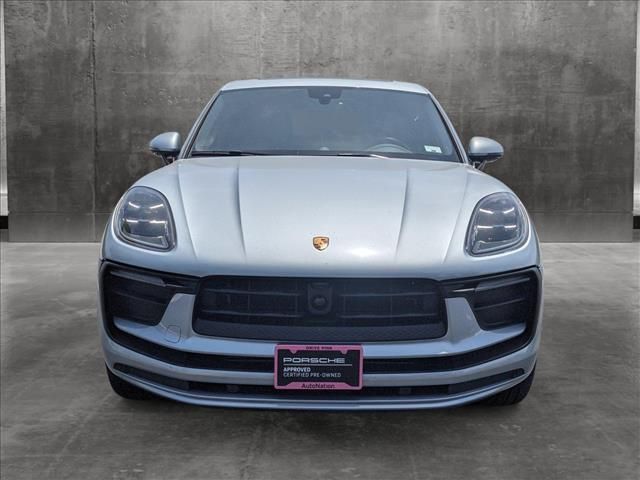 2023 Porsche Macan Base