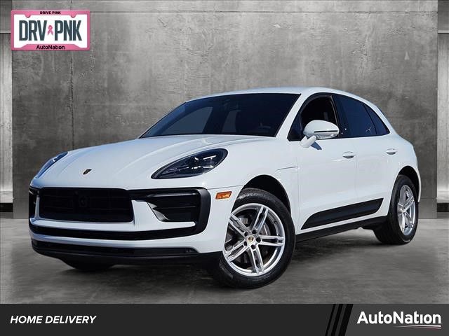 2023 Porsche Macan Base