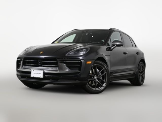 2023 Porsche Macan Base