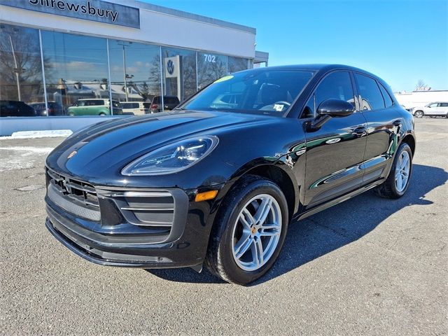 2023 Porsche Macan 