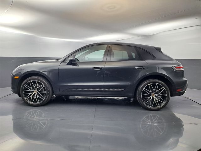 2023 Porsche Macan Base