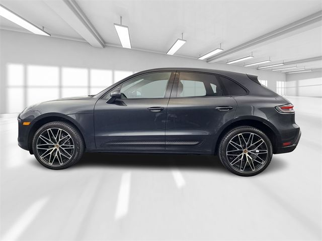 2023 Porsche Macan Base