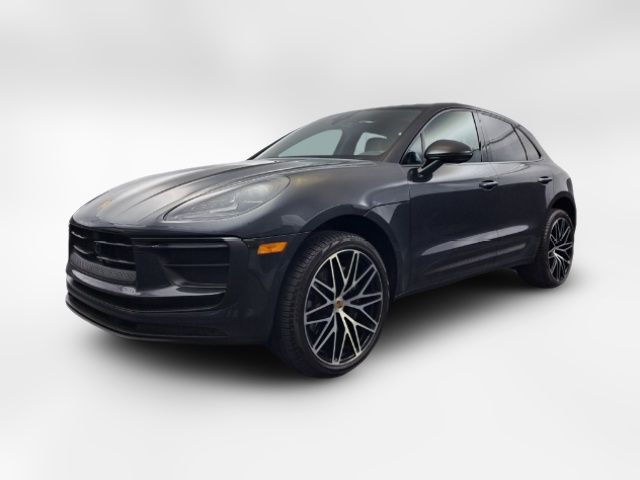 2023 Porsche Macan Base