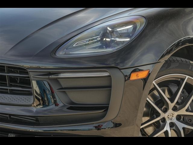 2023 Porsche Macan 