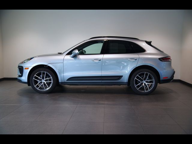 2023 Porsche Macan 