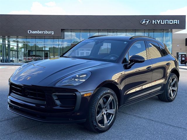 2023 Porsche Macan T