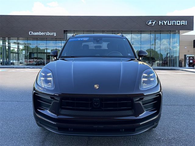 2023 Porsche Macan T