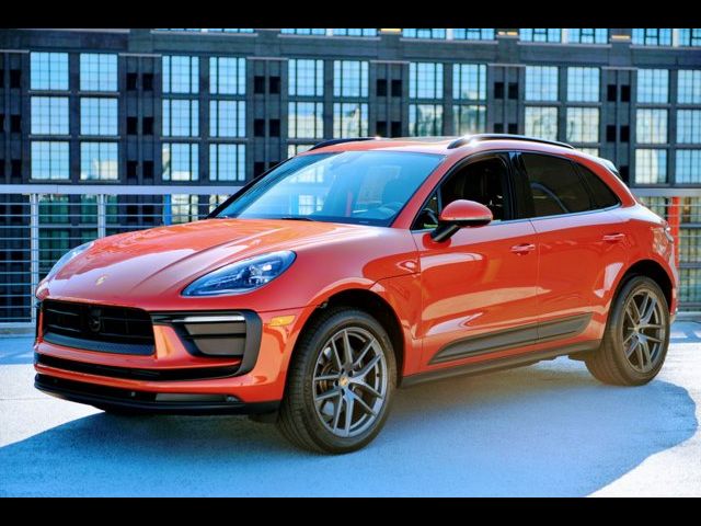 2023 Porsche Macan Base