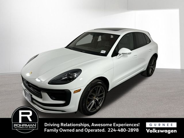 2023 Porsche Macan Base