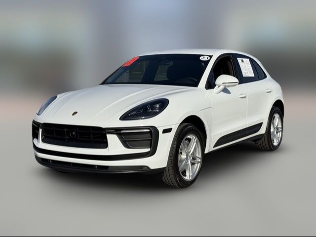 2023 Porsche Macan Base