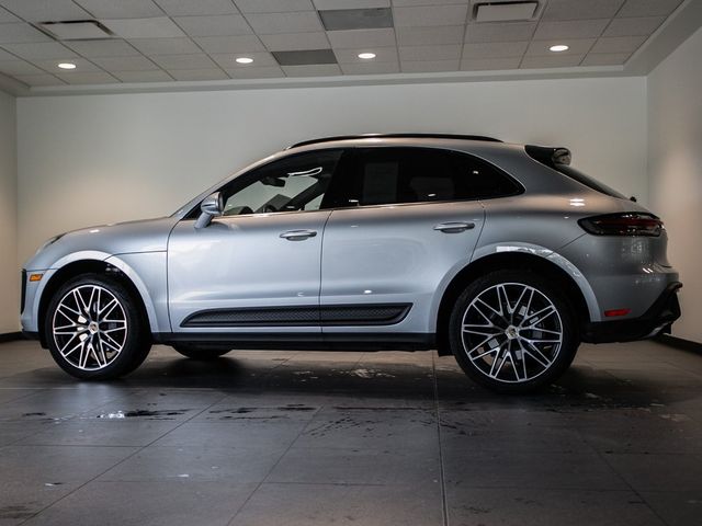 2023 Porsche Macan 