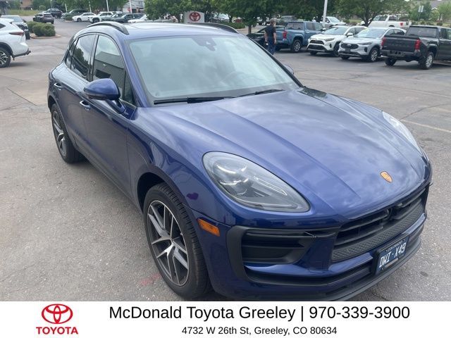 2023 Porsche Macan Base
