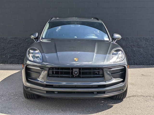 2023 Porsche Macan 