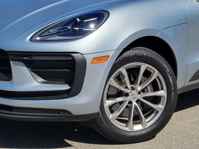 2023 Porsche Macan 