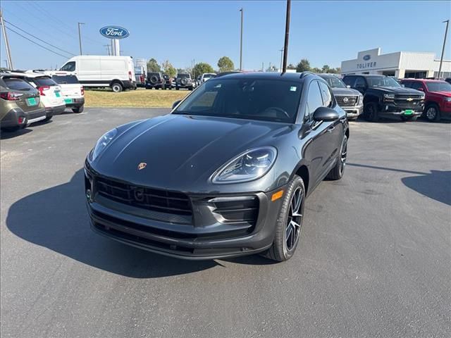 2023 Porsche Macan 