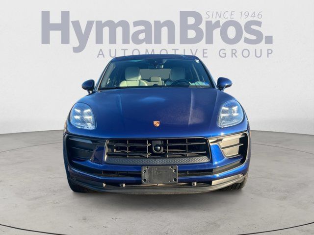 2023 Porsche Macan Base