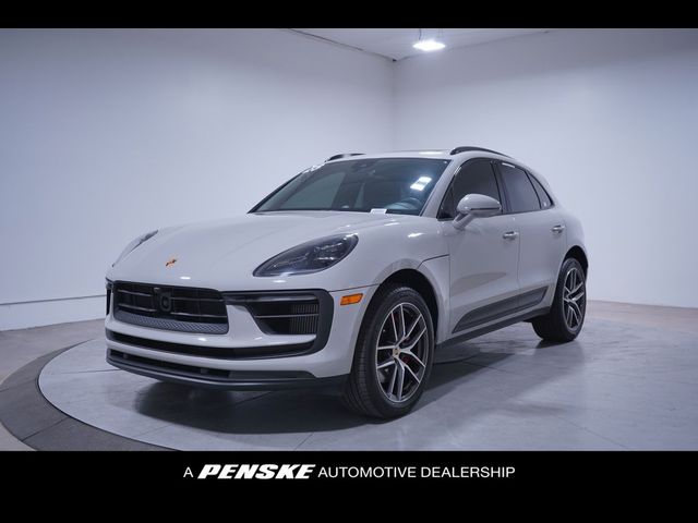 2023 Porsche Macan S