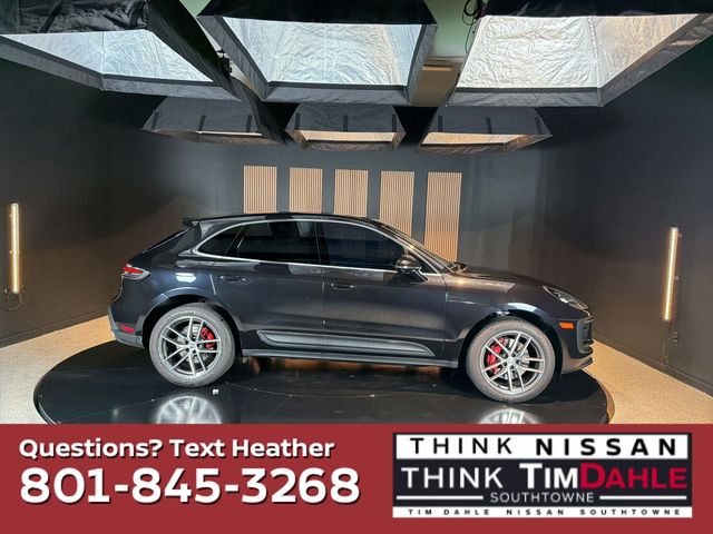 2023 Porsche Macan S