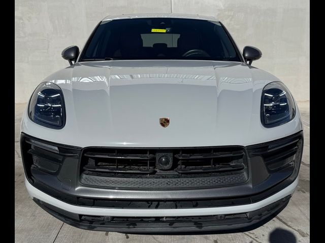 2023 Porsche Macan T