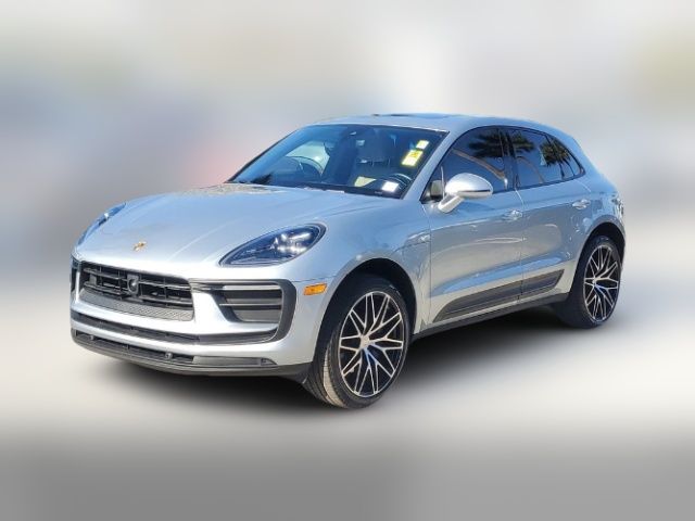 2023 Porsche Macan T