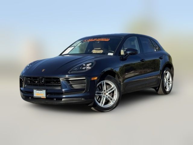2023 Porsche Macan T