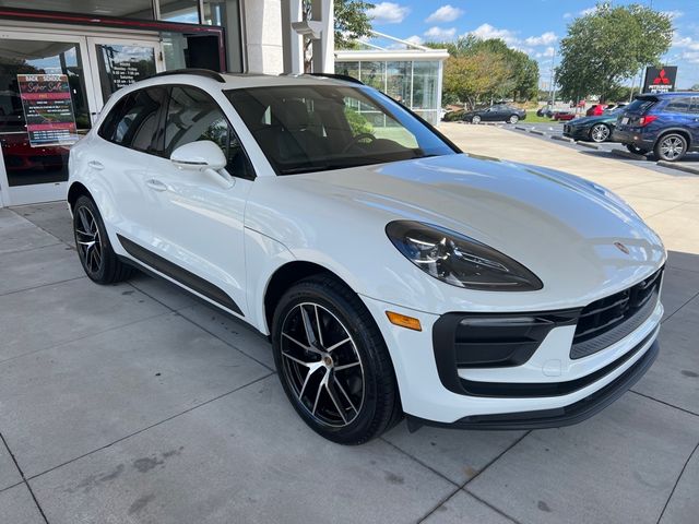2023 Porsche Macan T