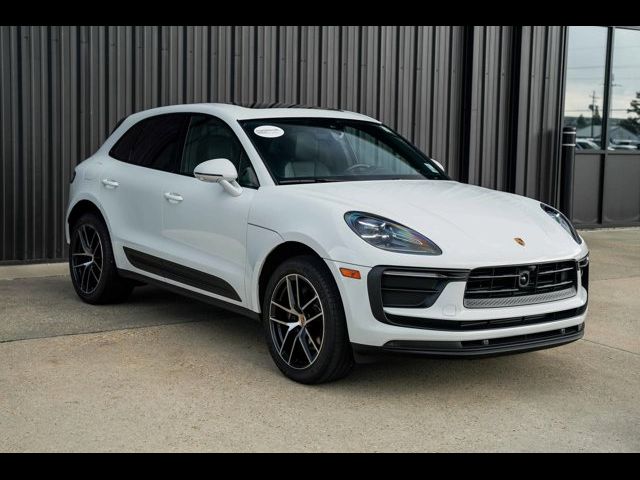 2023 Porsche Macan T