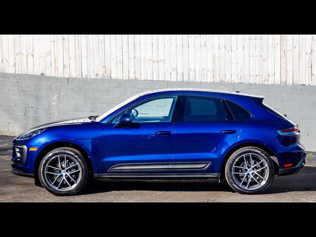 2023 Porsche Macan T