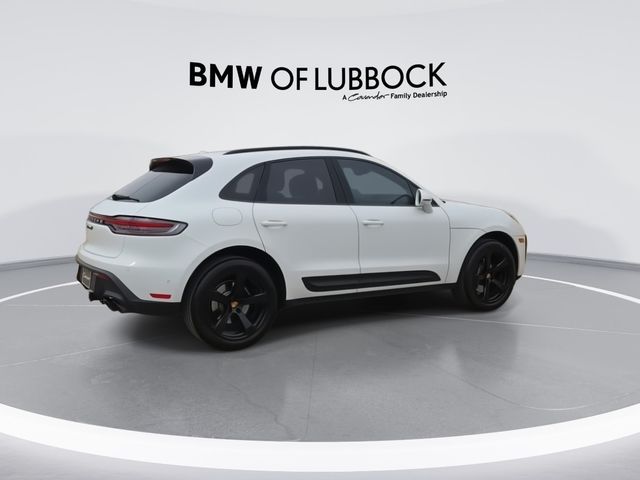 2023 Porsche Macan T