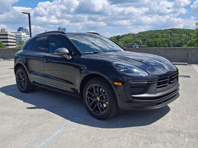 2023 Porsche Macan Base