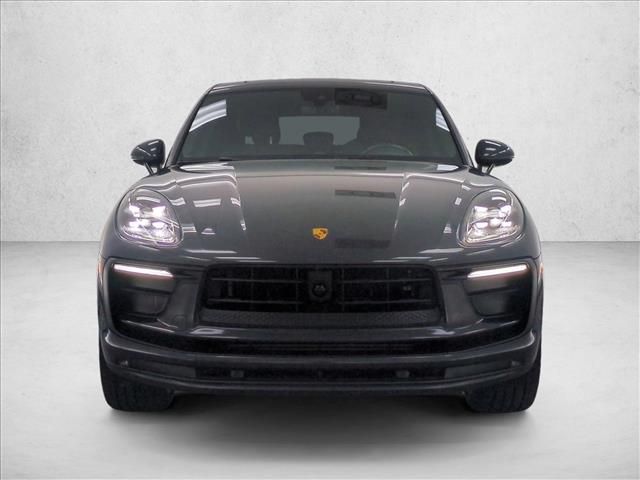 2023 Porsche Macan T