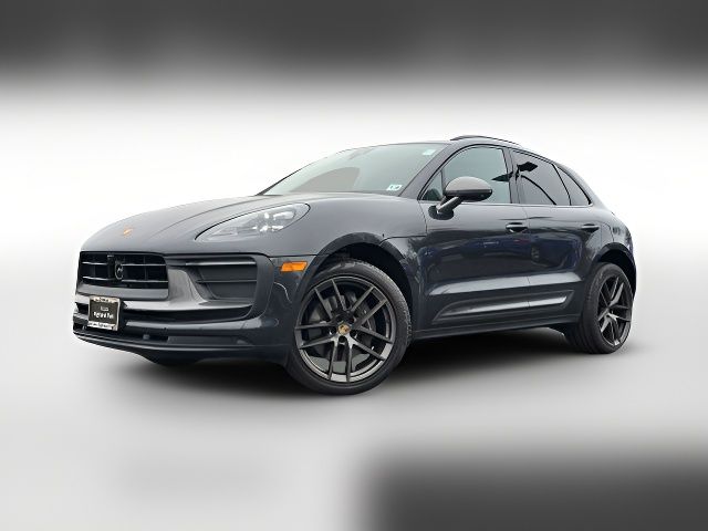 2023 Porsche Macan T