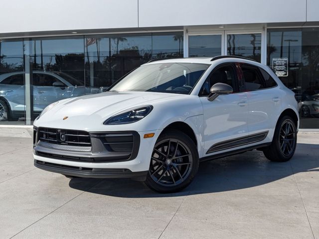 2023 Porsche Macan T