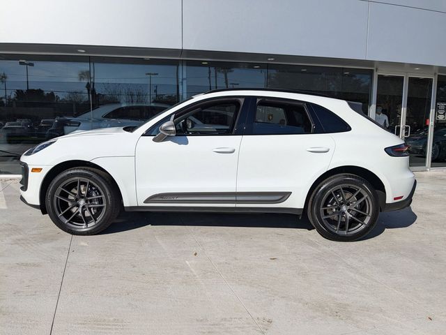 2023 Porsche Macan T