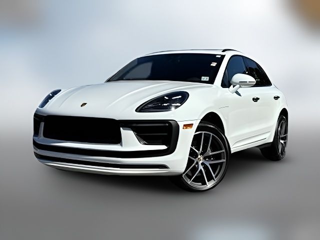 2023 Porsche Macan T