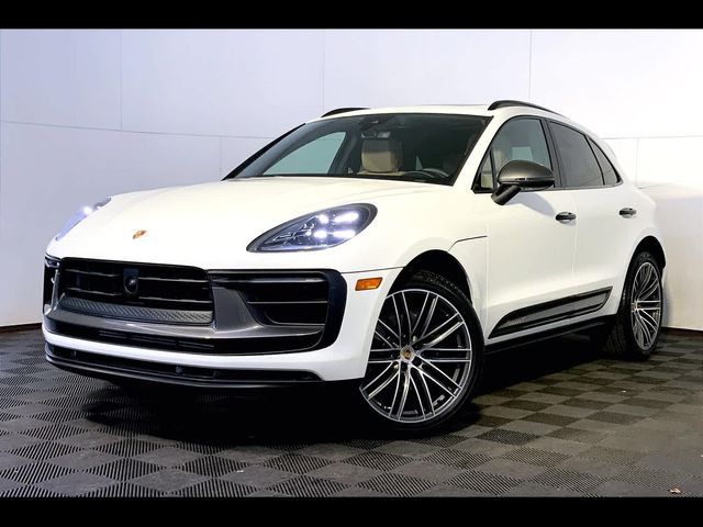 2023 Porsche Macan T